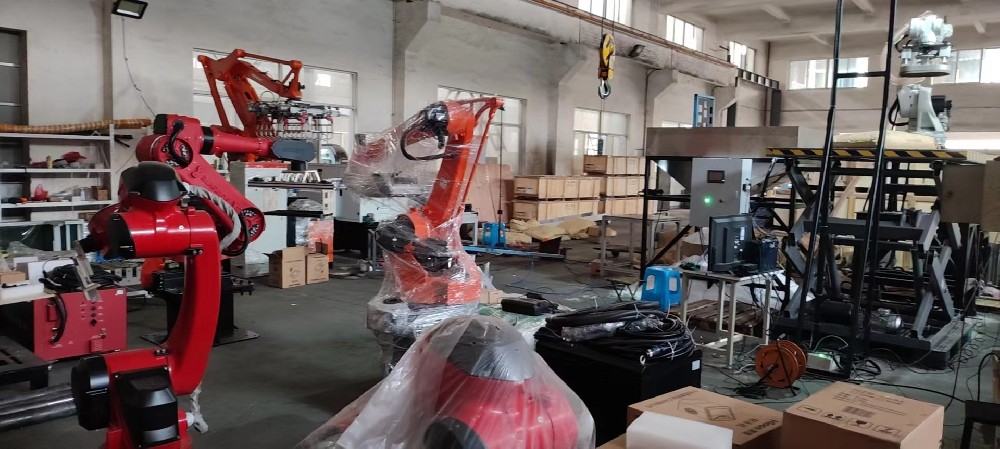 码垛机器人秒变“码垛大师”江苏常州莱柯工业