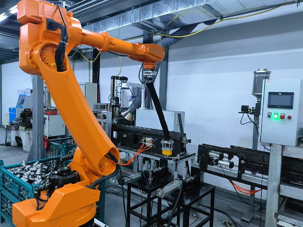 胶带装箱机器人案例展示江苏常州莱柯工业