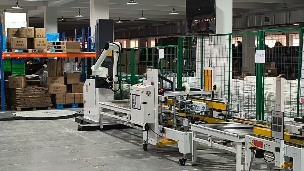 纸箱码垛机器人